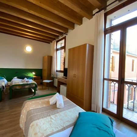 Hotel Casa Santa Caterina e Sant Antonio Padova Esterno foto
