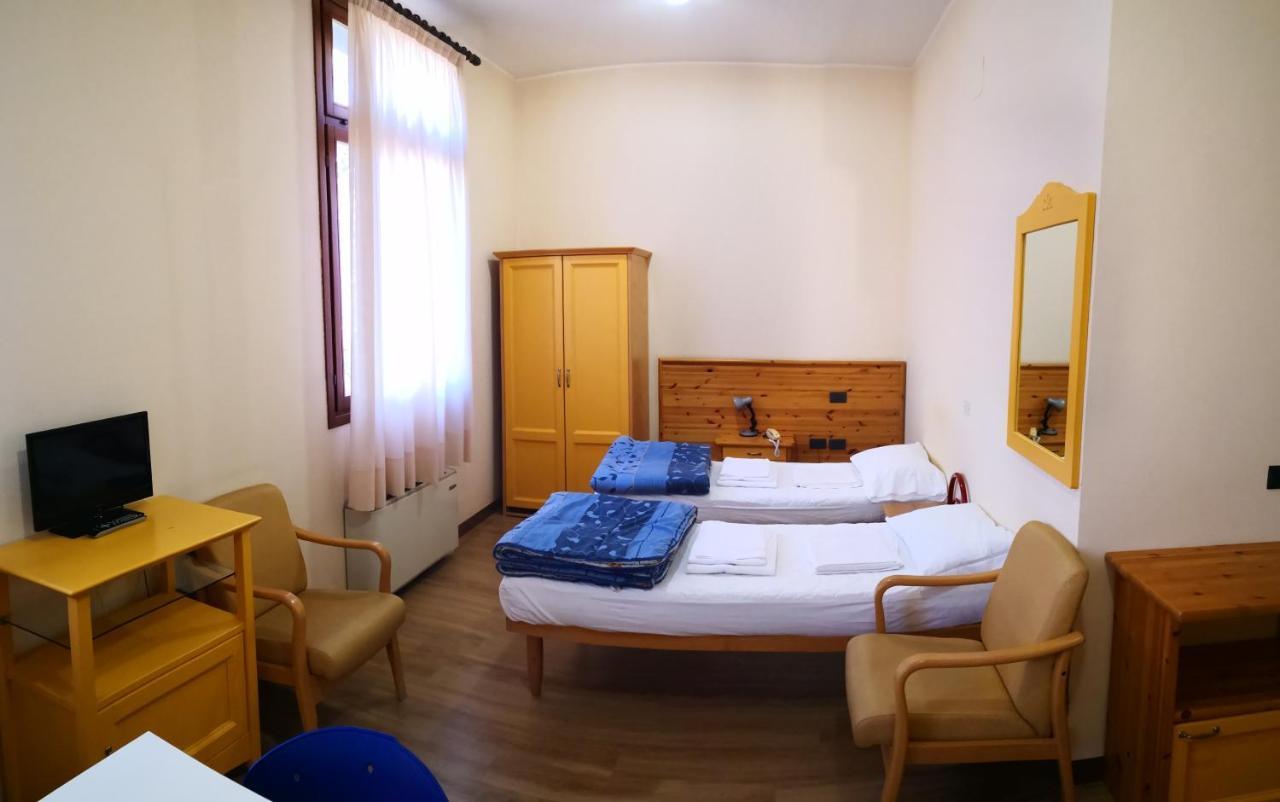 Hotel Casa Santa Caterina e Sant Antonio Padova Esterno foto