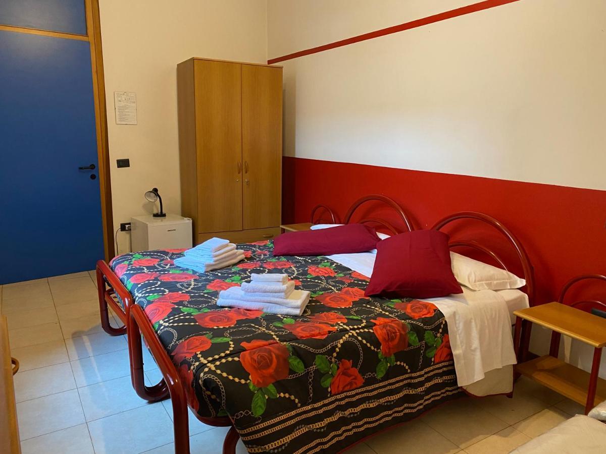 Hotel Casa Santa Caterina e Sant Antonio Padova Esterno foto