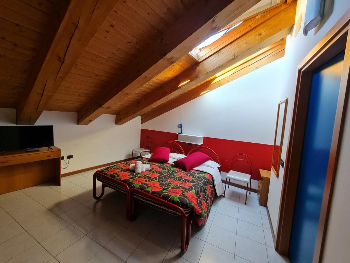 Hotel Casa Santa Caterina e Sant Antonio Padova Esterno foto