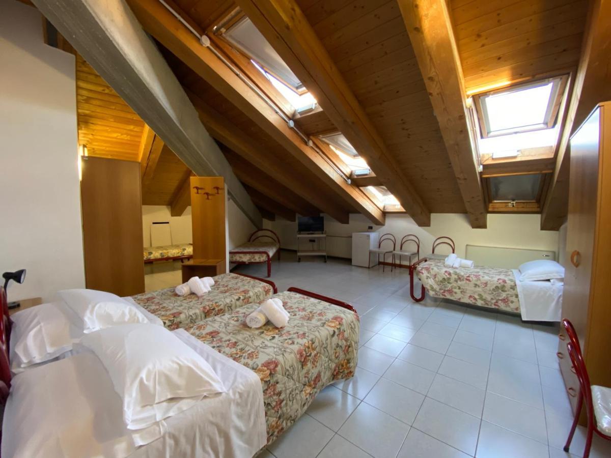 Hotel Casa Santa Caterina e Sant Antonio Padova Esterno foto