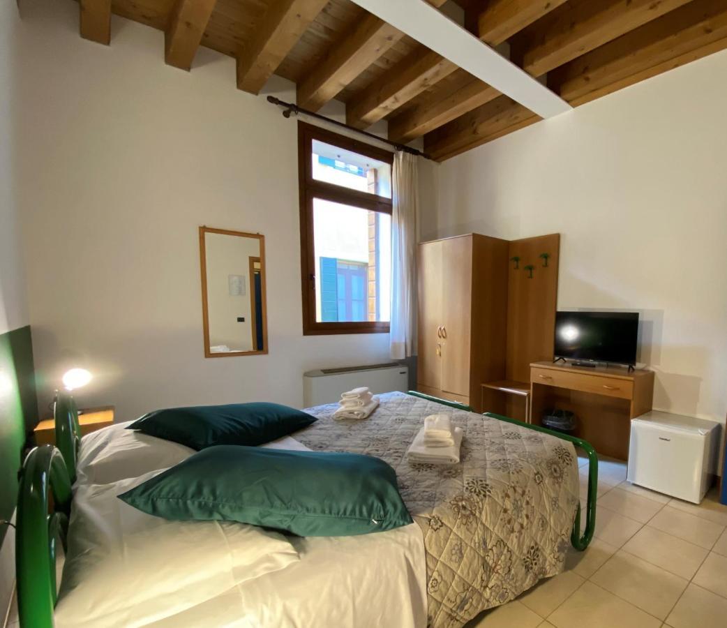 Hotel Casa Santa Caterina e Sant Antonio Padova Esterno foto